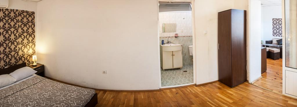 Sofia Central Guest Rooms Værelse billede