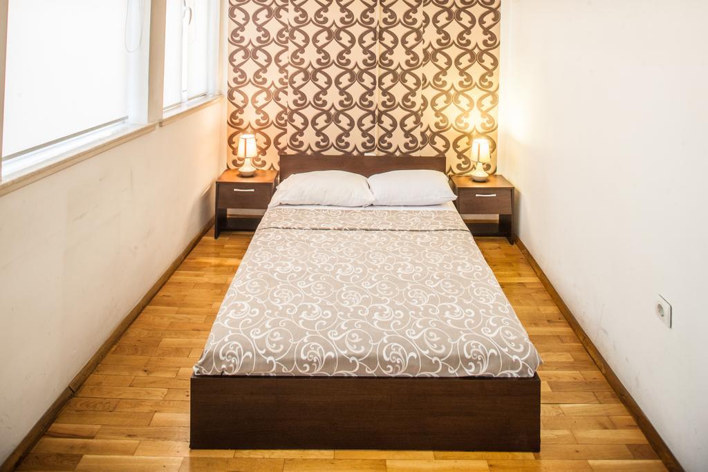 Sofia Central Guest Rooms Værelse billede